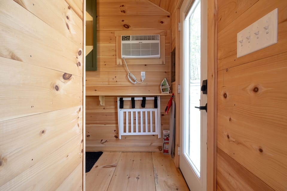 We've equipped our cabin with air conditioning and heating