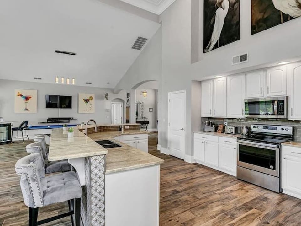 Kitchen 1