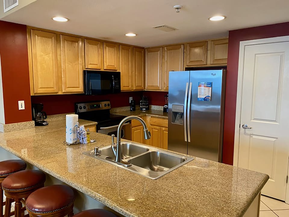 Kitchen has everything you need