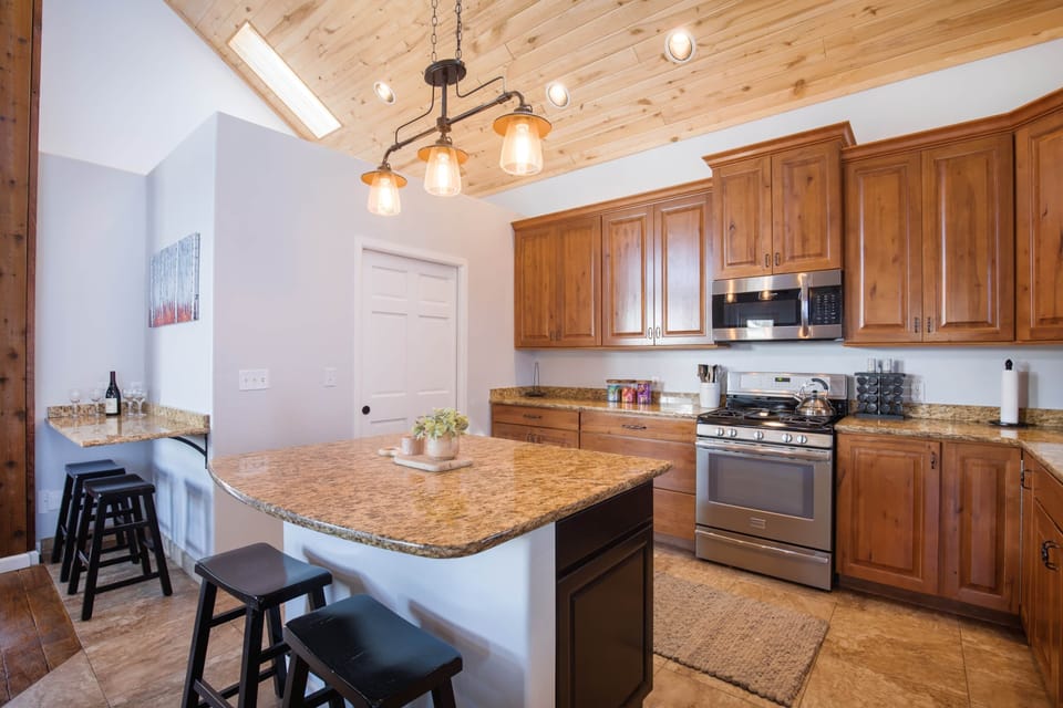 Kitchen (2)
