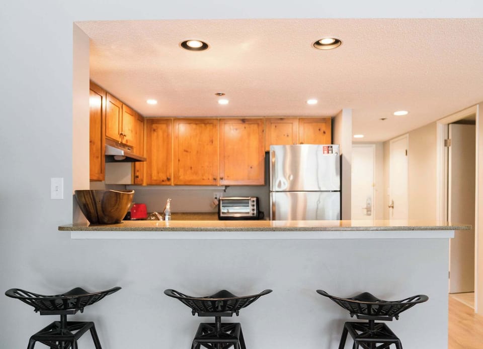 Full Size Kitchen