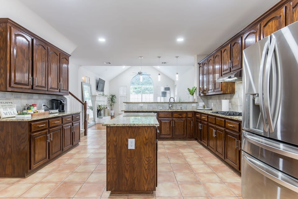 Massive full size kitchen! 