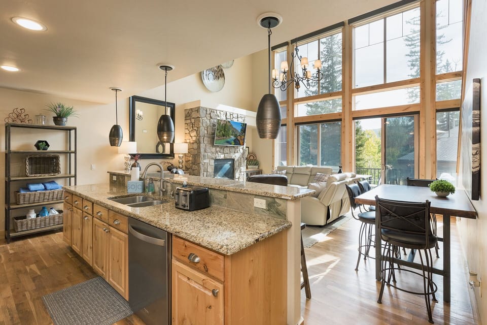 Main Living Space, Dining and Kitchen