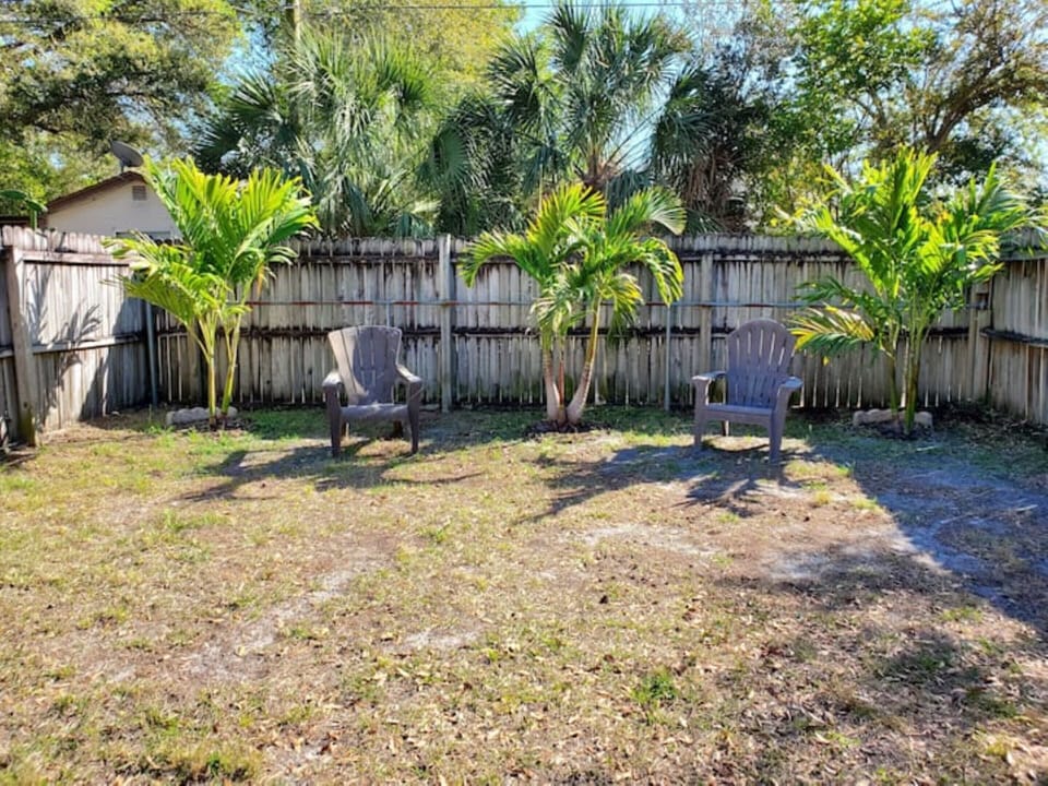 Backyard plenty of space