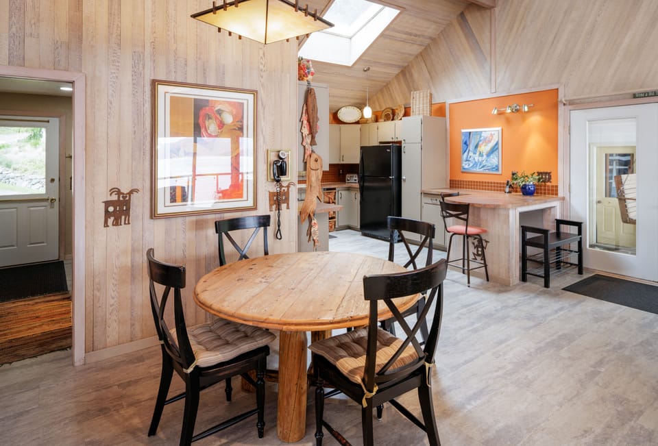 261 Beverly Ln - Lopez Island Washington - 14