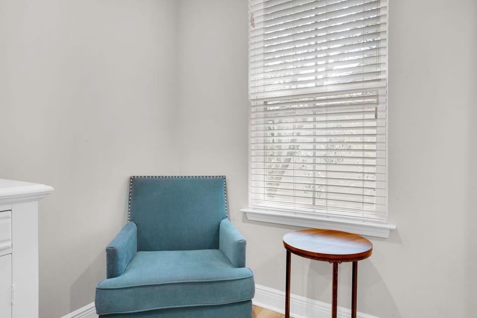 Sitting area in the Master