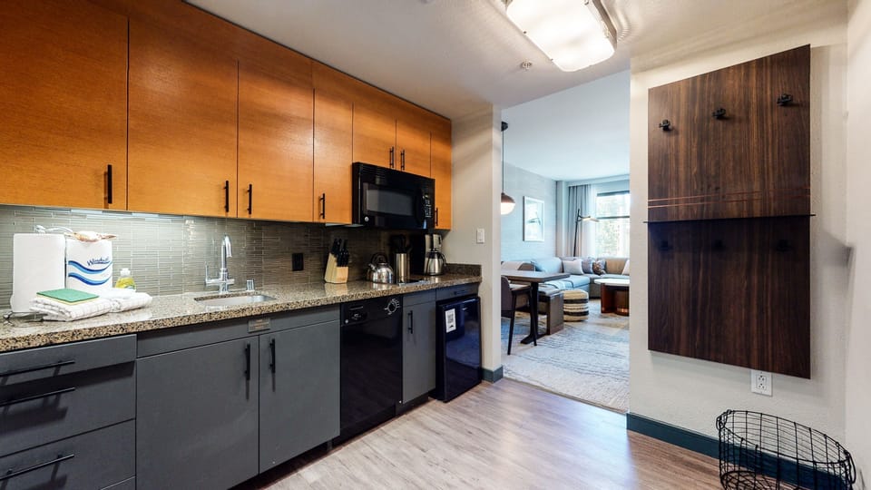 Flooring, Room, Indoors, Floor, Hardwood