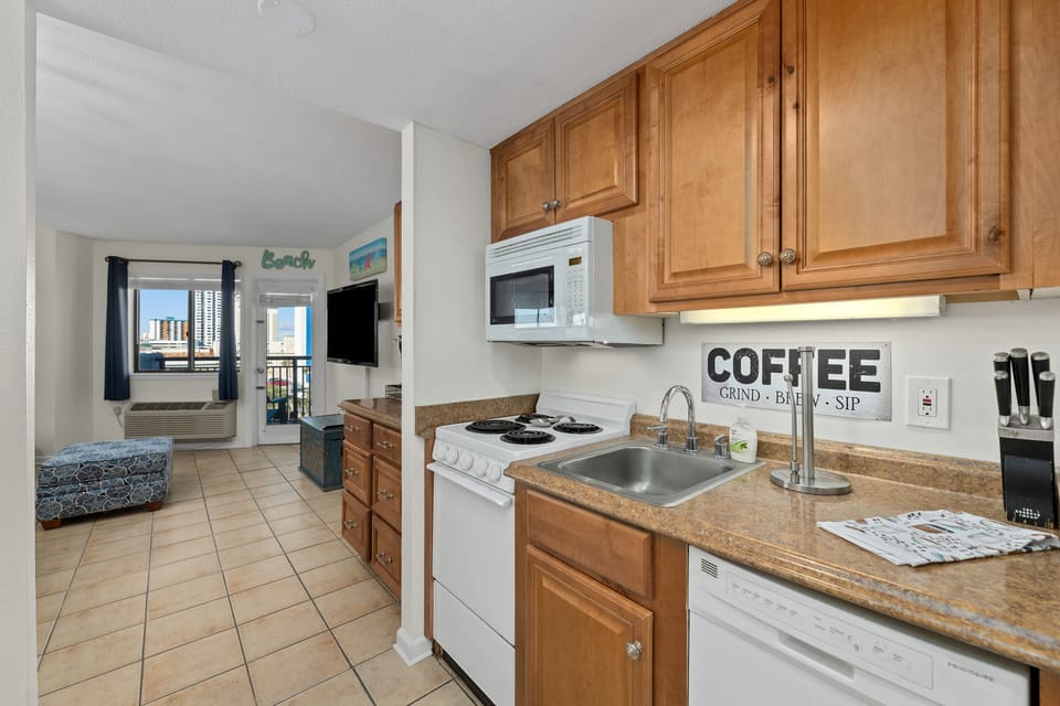 Fully equipped kitchen