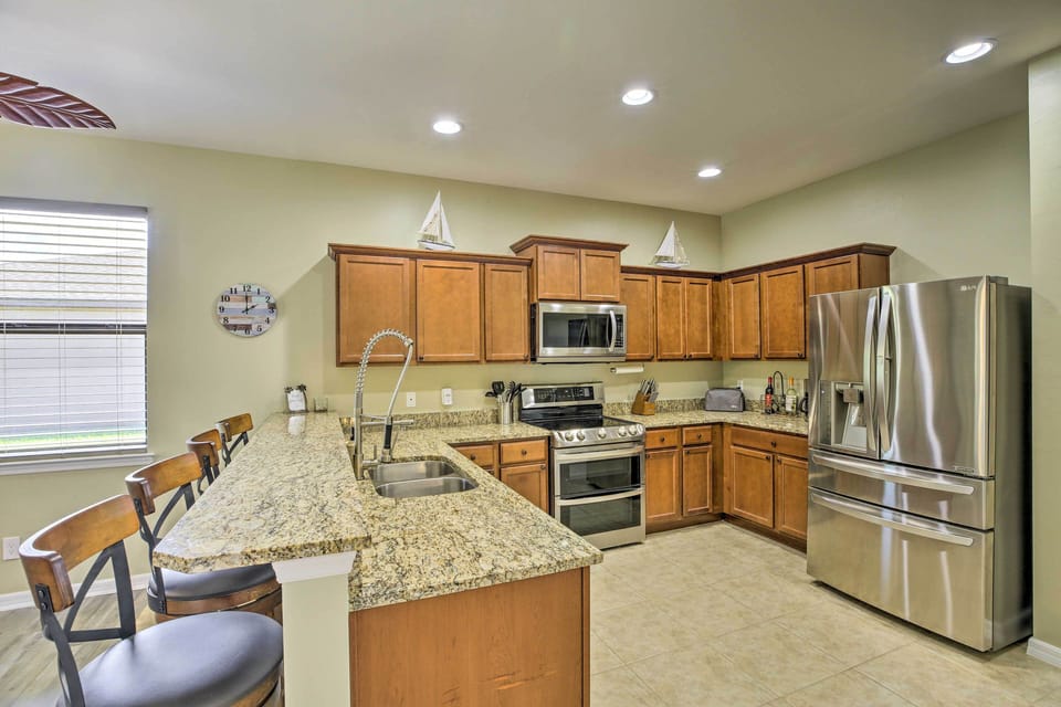 Kitchen | Dishwasher | Drip Coffee Maker