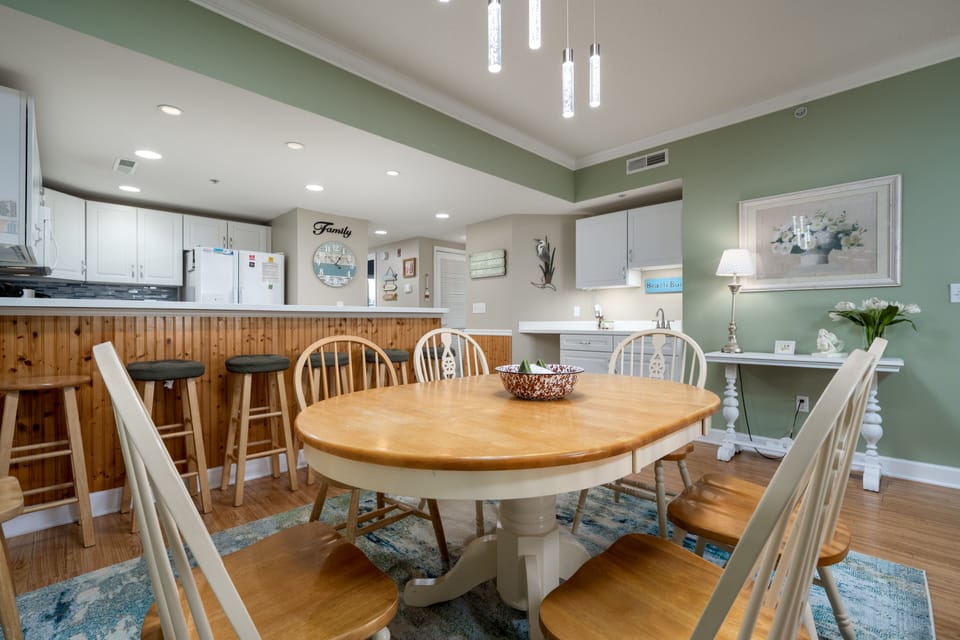 Dining Area and Kitchen