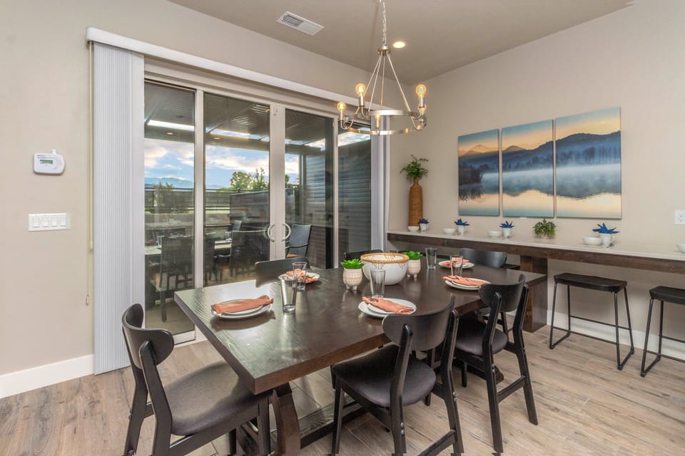 48 Dining Room