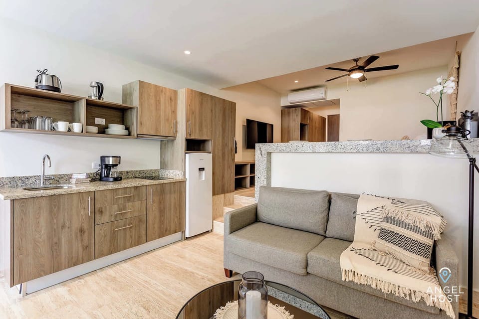 The perfect kitchenette for simple meals at home anytime!