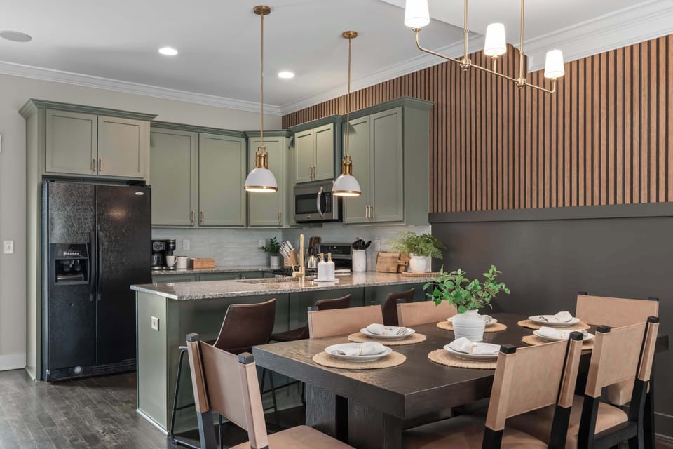Spacious and inviting dining area—perfect for shared meals in a stylish setting