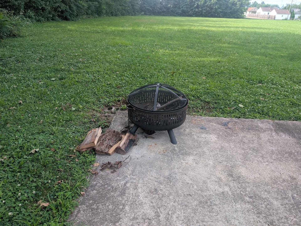 Firepit available but please bring your own wood or buy locally!