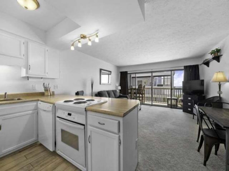 Indoors, Kitchen, Home Decor, Floor, Washer