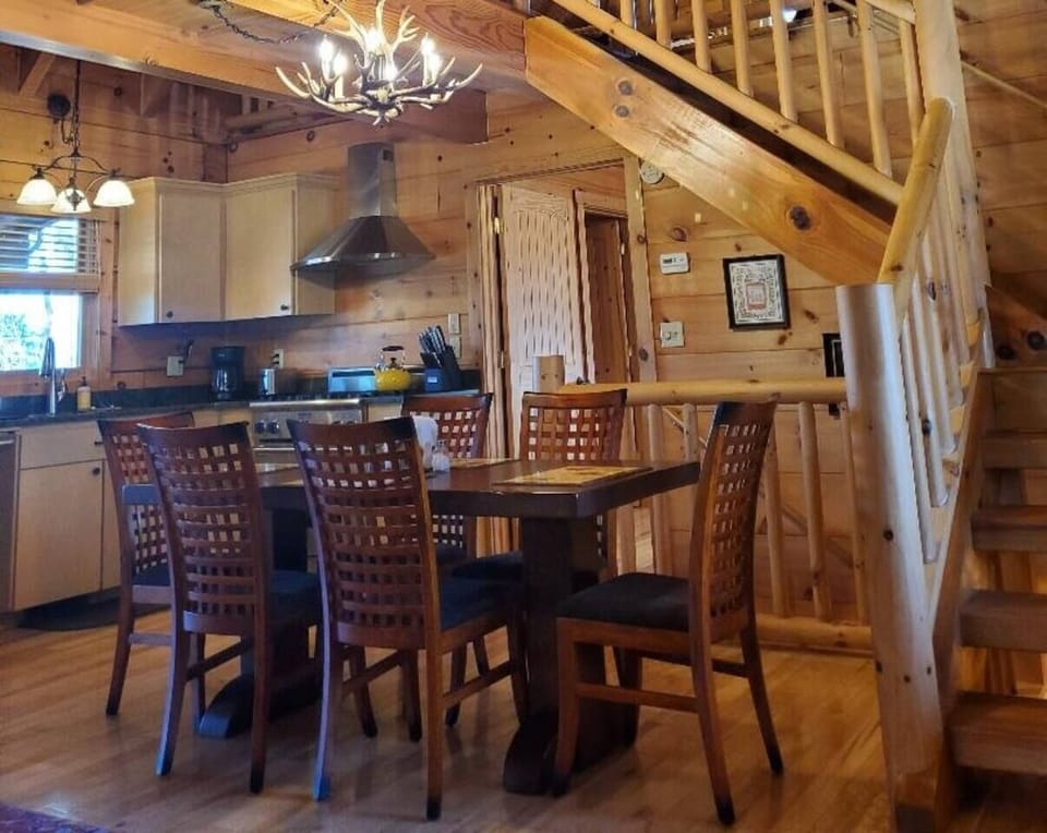 Dinning table
