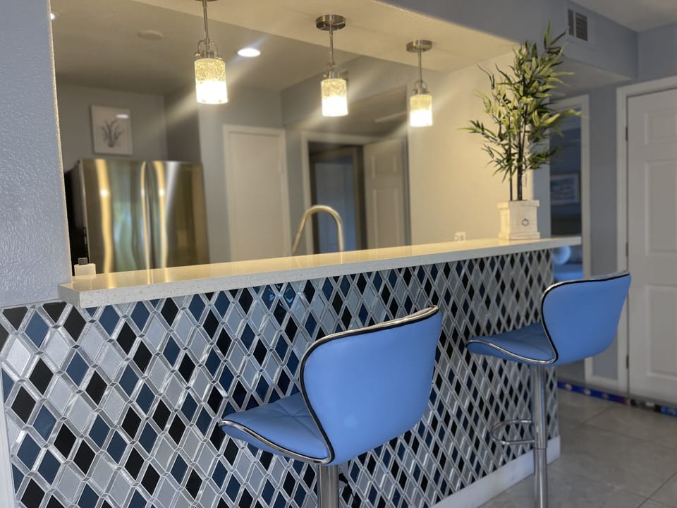Breakfast bar