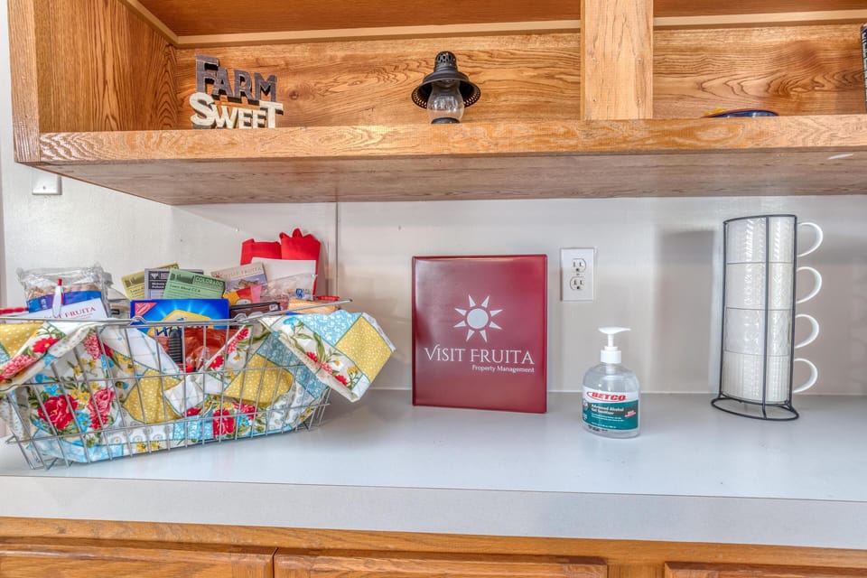 From morning coffee to gourmet dinners, this kitchen has you covered.