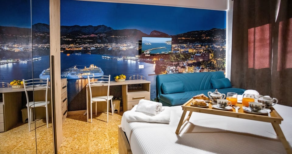 Apt Sorrento Bedroom