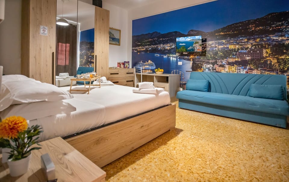 Apt Sorrento Bedroom
