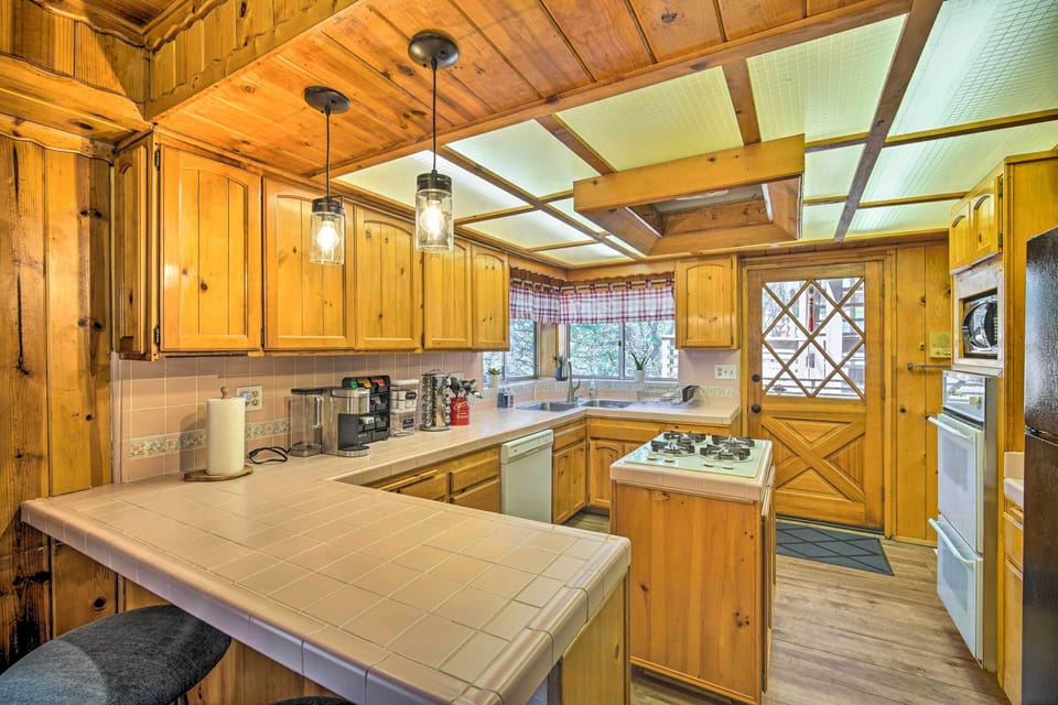 Kitchen | Fully Equipped | Cooking Basics