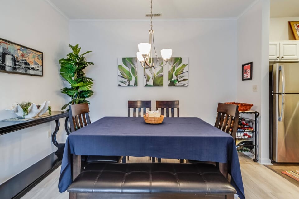 Dining room table