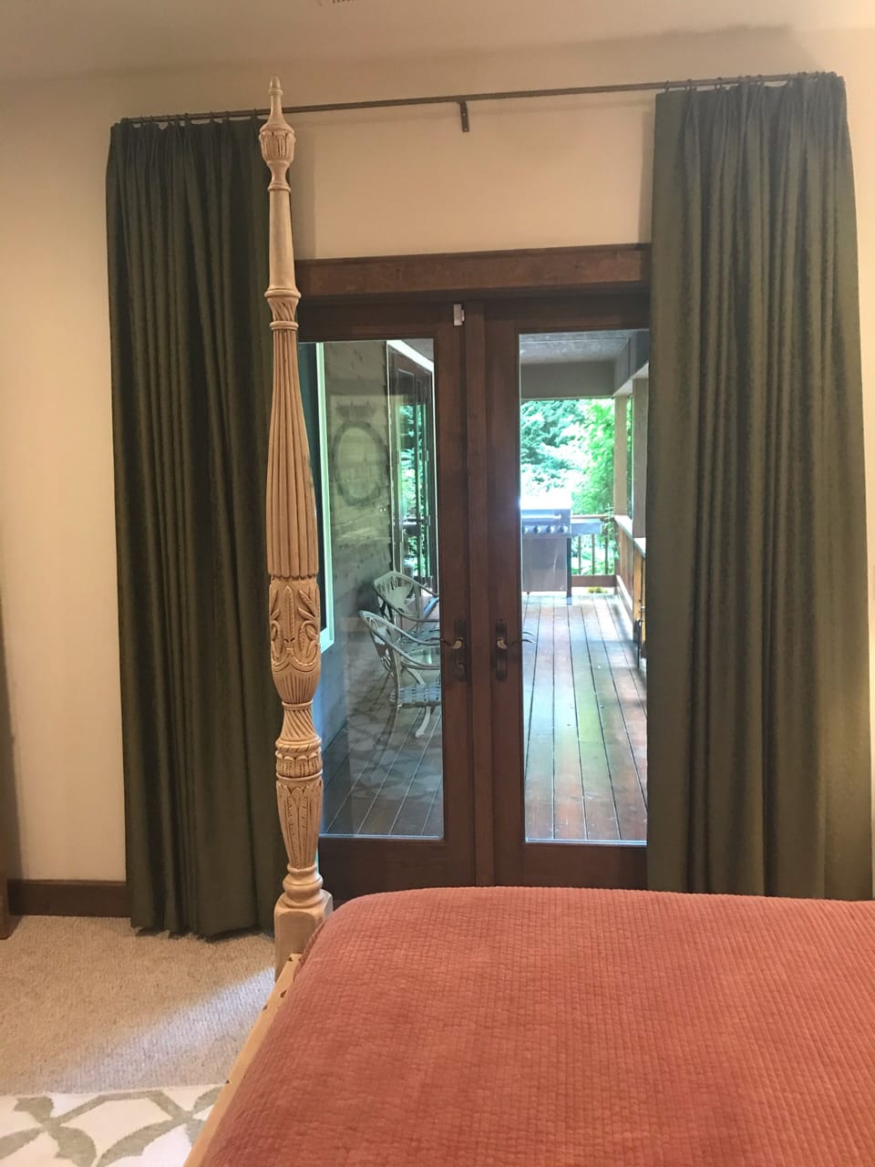 Master suite with french doors to back sitting area