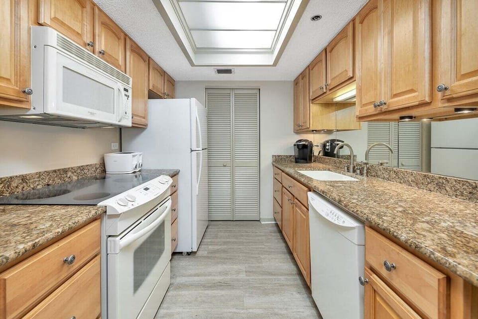 Beach Club 116 - Beautiful Kitchen