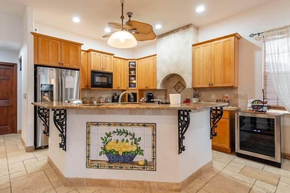 Full Kitchen