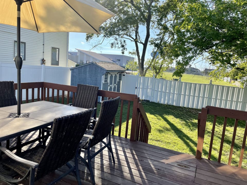 community center thru back gate -dog park, skate park, sunsets over back deck