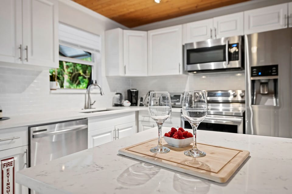 Full Kitchen (4)