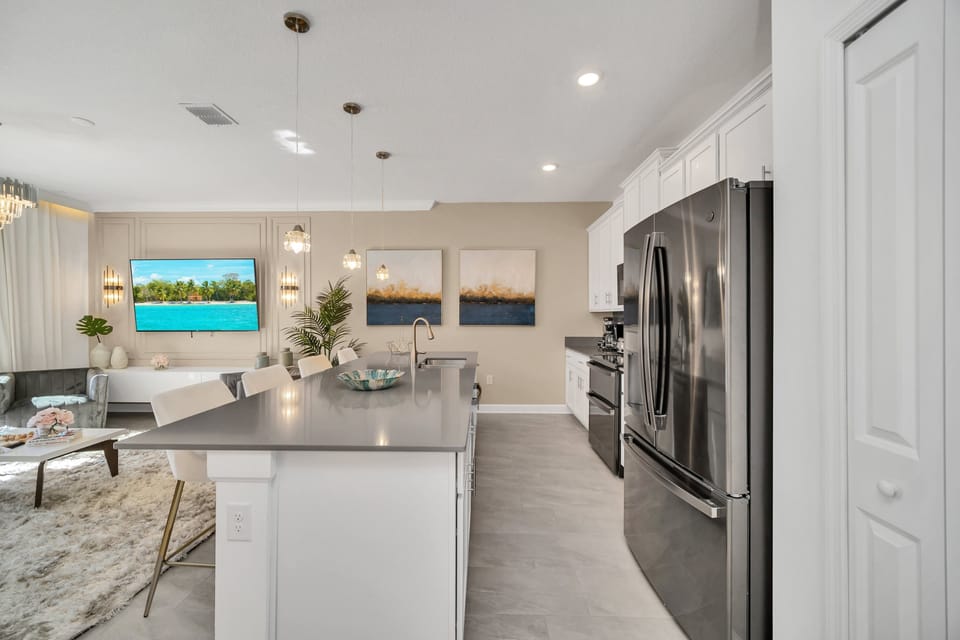 3007 Penelope Loop, Storey Lake_08.jpg