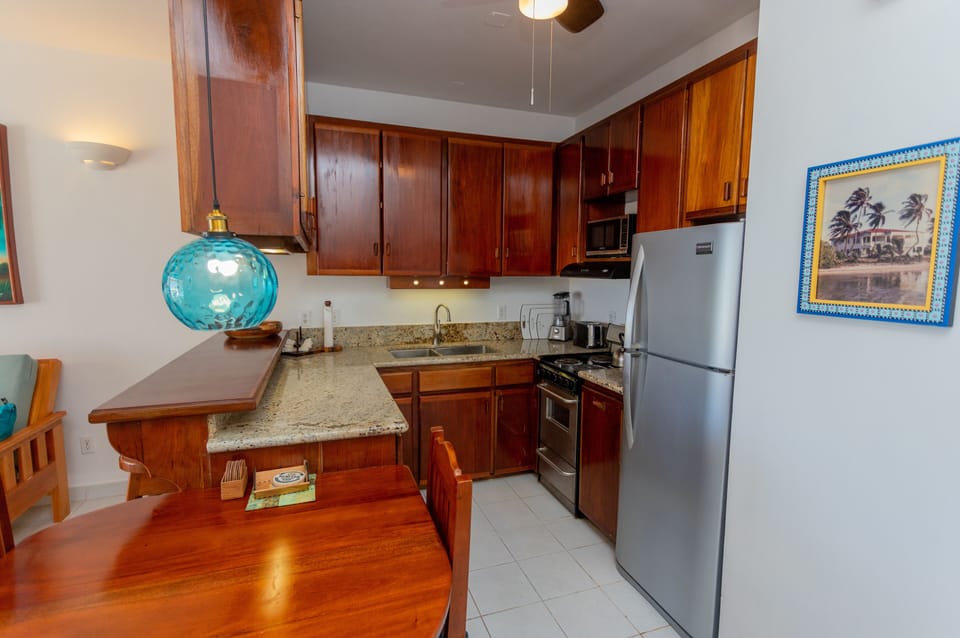 Coral Bay Villas - Kitchen