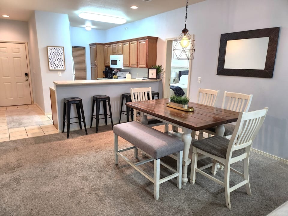 Seating for at least 10