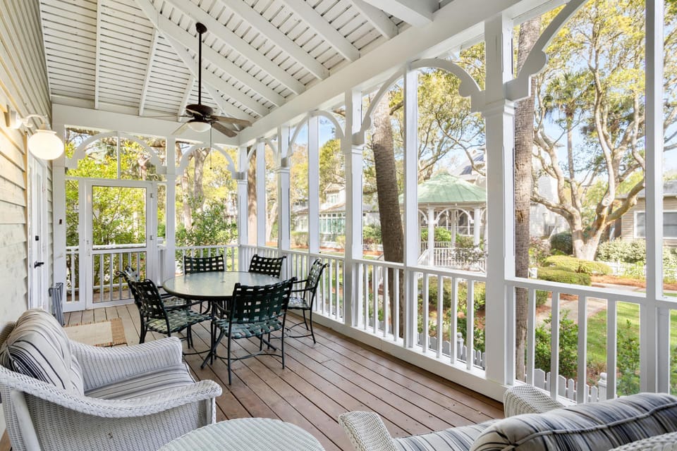 Screened porch