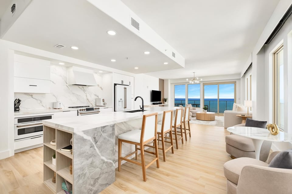 Breakfast Bar for 4, Cocktail Seating