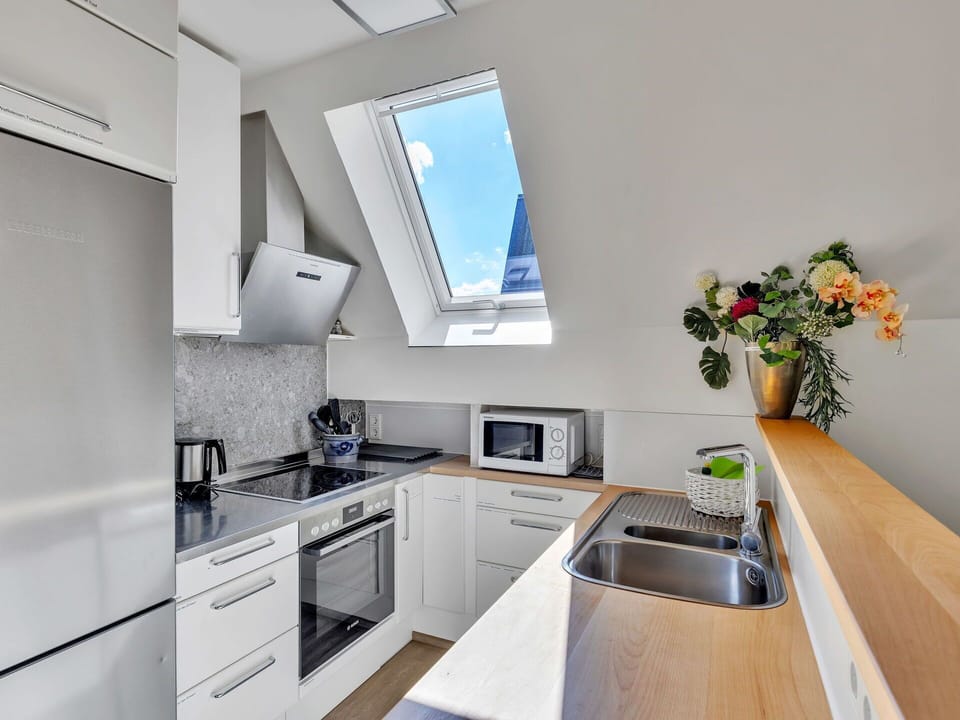 Kitchen, Kitchen Appliance, Interior Design, Countertop, Major Appliance, Flooring, Wood, Ceiling, Furniture, Floor