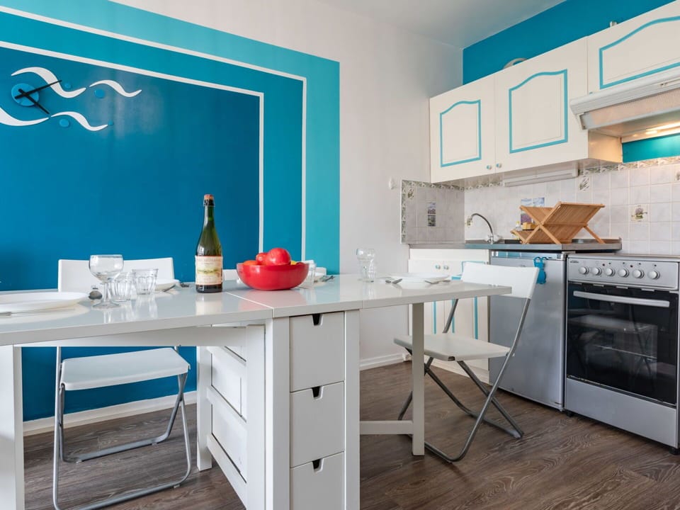 Table, Furniture, Property, Building, Cabinetry, Blue, Computer Desk, Interior Design, Shelving, Chair