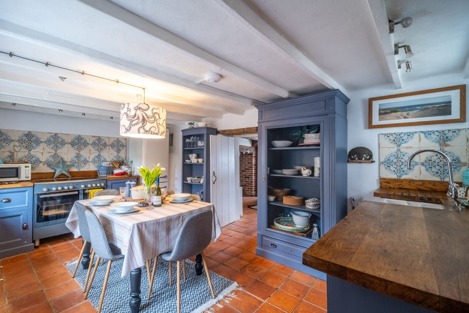 Ground floor: Kitchen and dining space