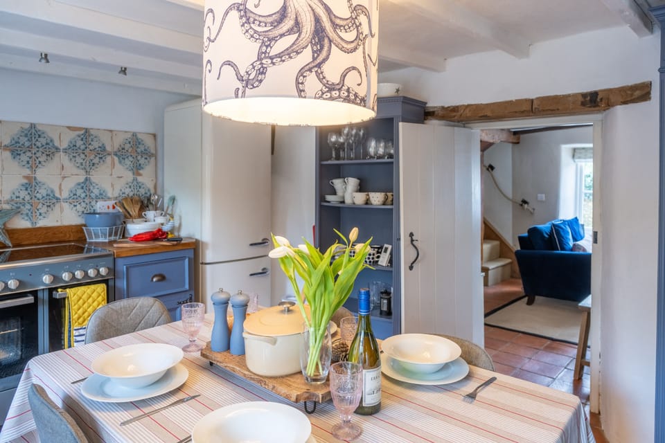 Ground floor:  Delightful dining space