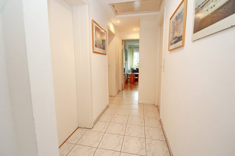 Alfred-Hagelstein-Straße, apartment 159 Apartment in Lubeck