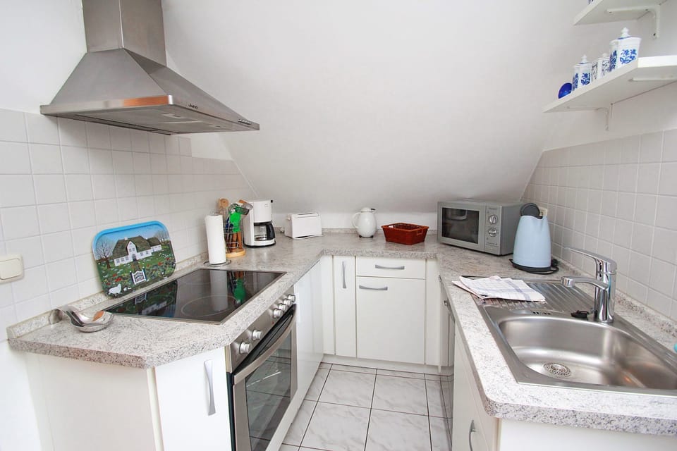 Alfred-Hagelstein-Straße, apartment 159 Apartment in Lubeck