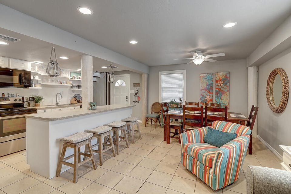 1st Floor Living area - Have the best time at The Landing!