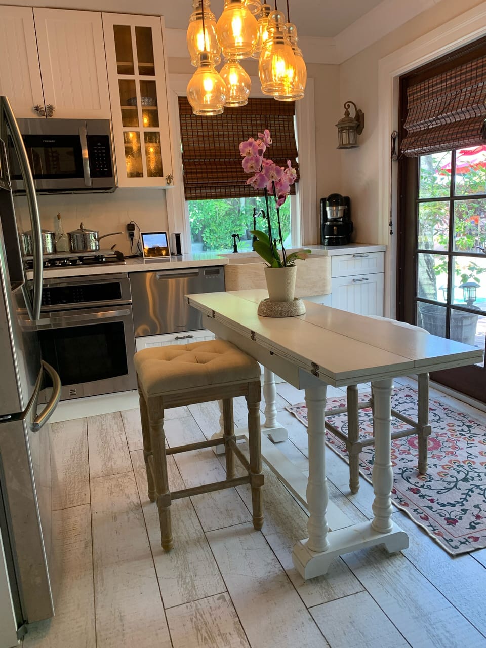 Kitchen and entrance