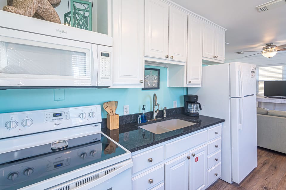 Fully equipped kitchen