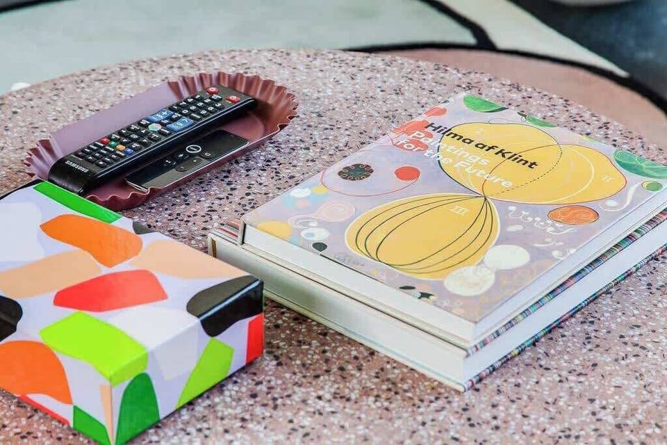 Art and design periodicals for browsing and puzzles for playing