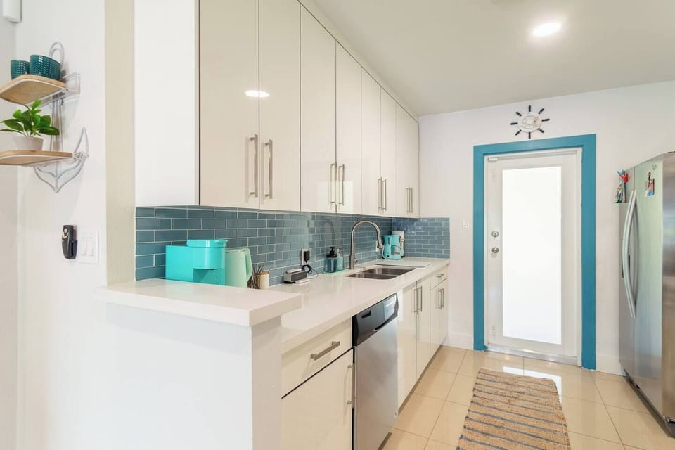Kitchen/ Coffee Station