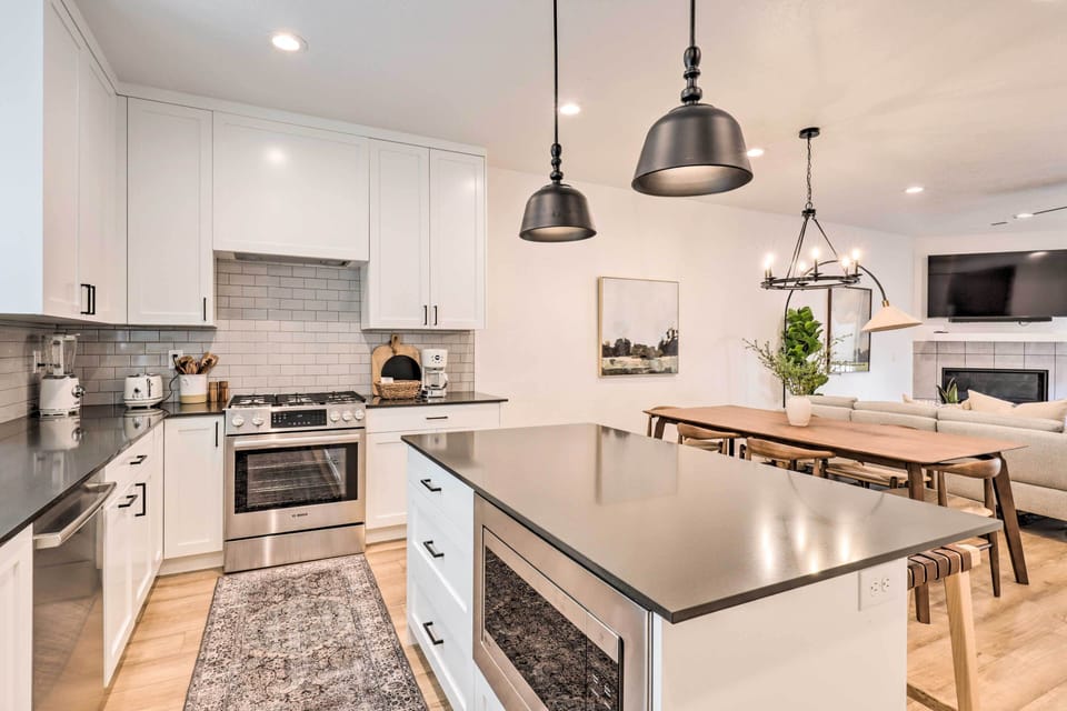 Kitchen | Complimentary Spices | Crockpot