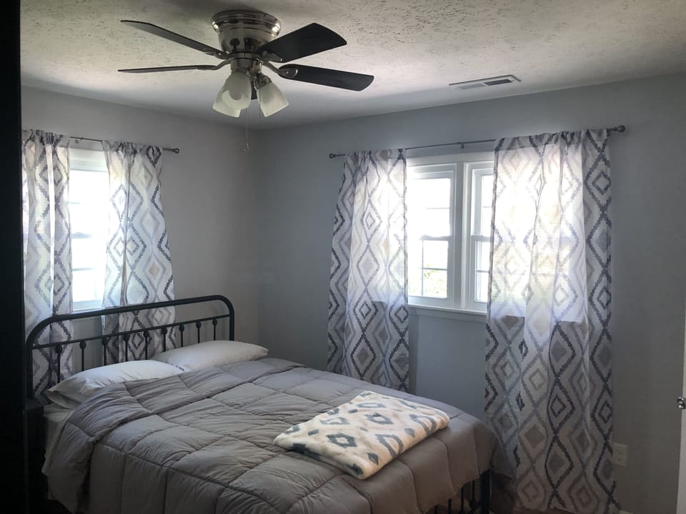 Queen bed