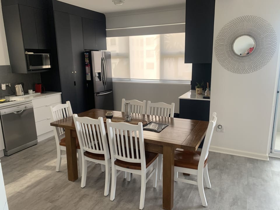 Fully equipped kitchen and spacious dining room
